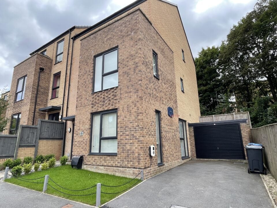 Park Grange Drive, Sheffield, S2