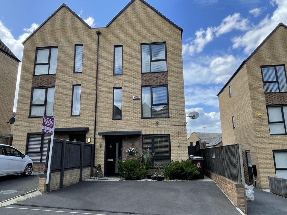 Beeches Drive, Sheffield, S2
